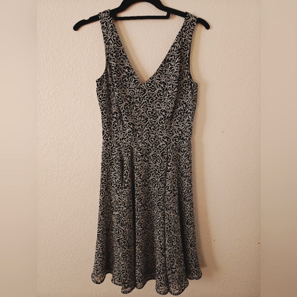 Ann Taylor Vintage Print Flowy Sleeveless Dress Size 2